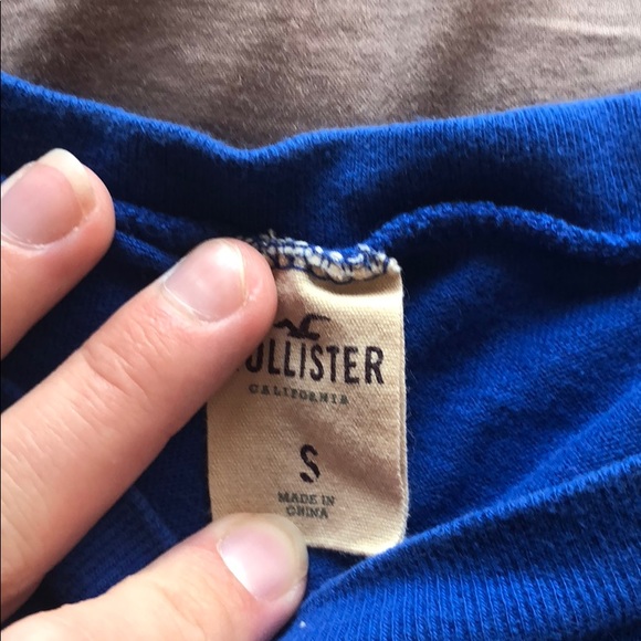 Hollister long sleeve shirt - Picture 2 of 3